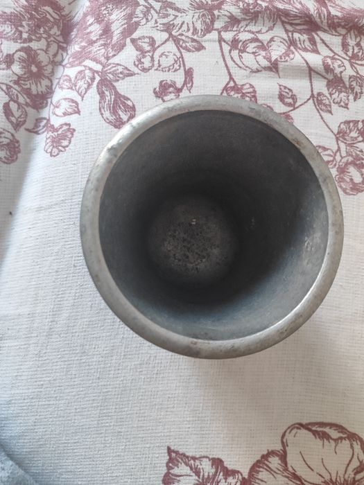 Ступка чугунная...