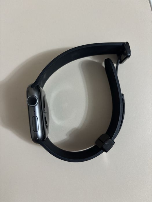 Продам apple watch se