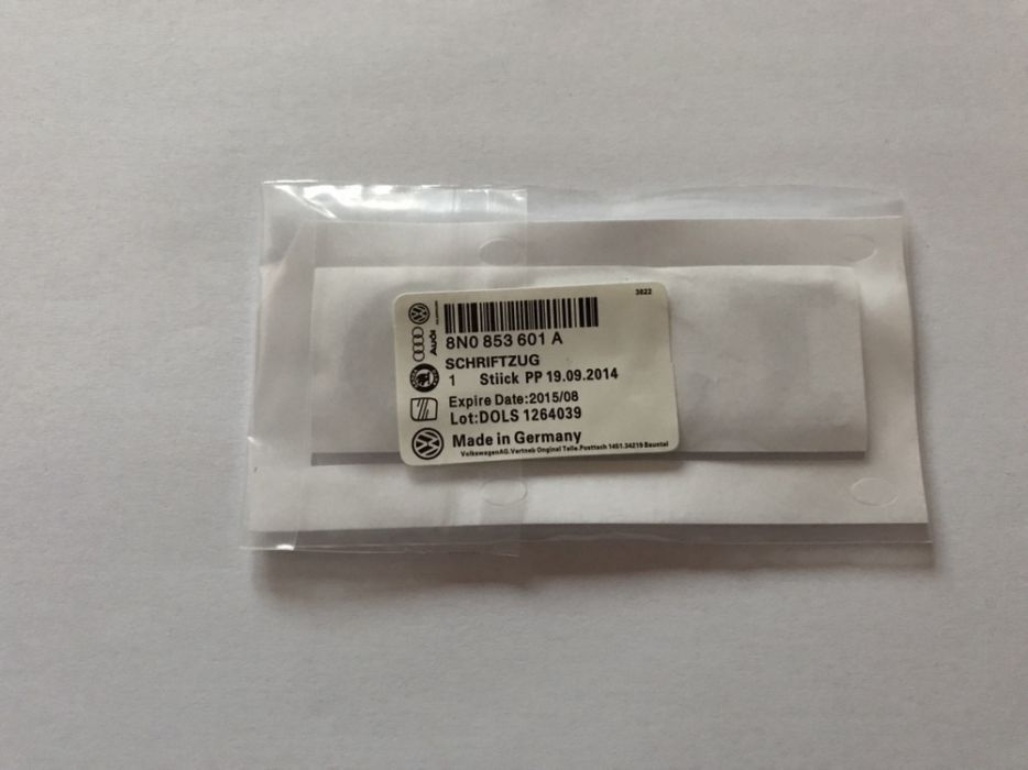 Emblema vw GTI spate Abs rosu/negru/crom