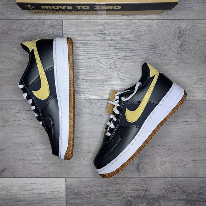 Nike Air Force 1 LV8