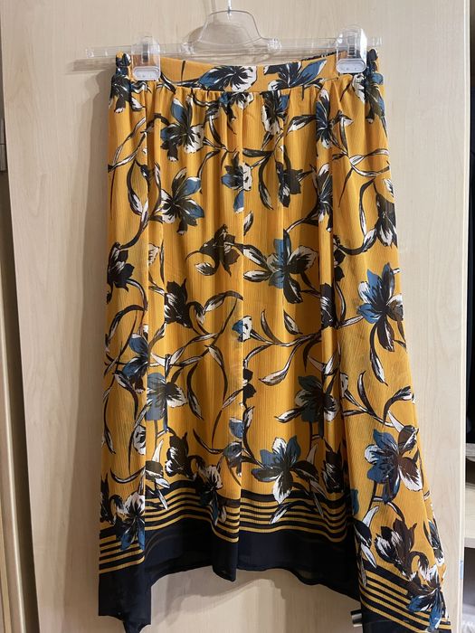 Fusta noua cu eticheta Orsay