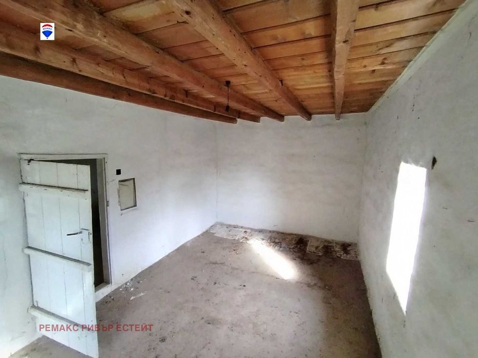 Продава се Къща в с. Горно Абланово, Област Русе - 72 кв.м за 46 €/кв.м - Снимка #4