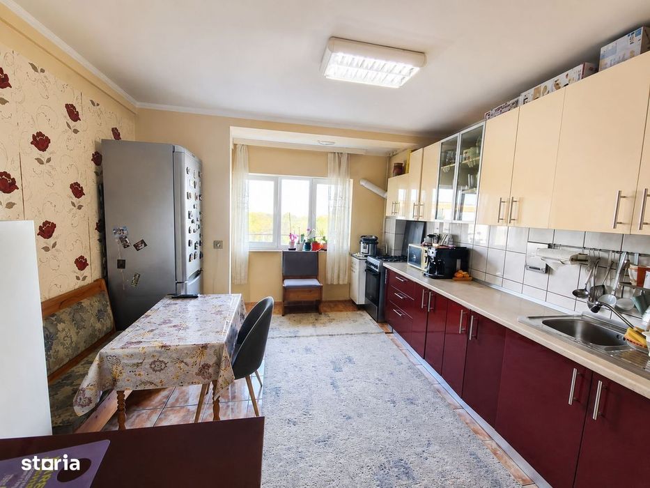 Apartament 2 camere decomandate 50mp, et3/4 - Marasti