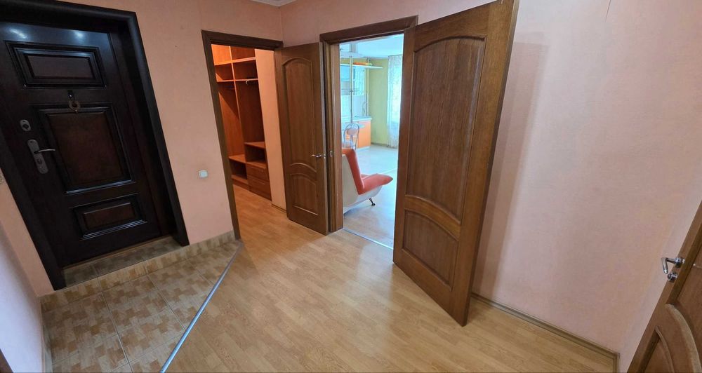 Продается 3 комнатная квартира на Армане