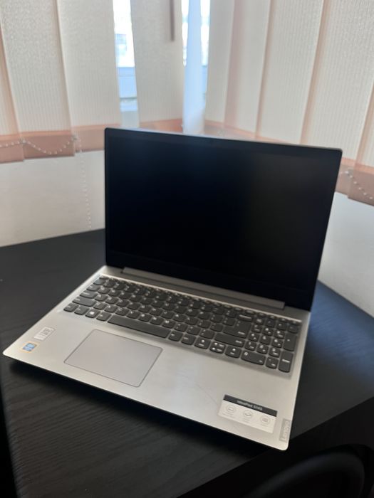 Leptop Lenovo utiliazat