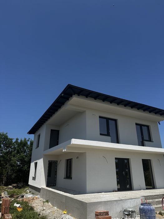 Casa noua in Bradu