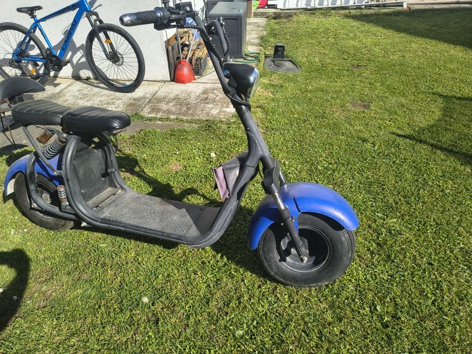 Vand Scuter electric