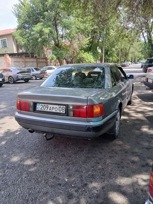 Ауди с 4 газ-бензин