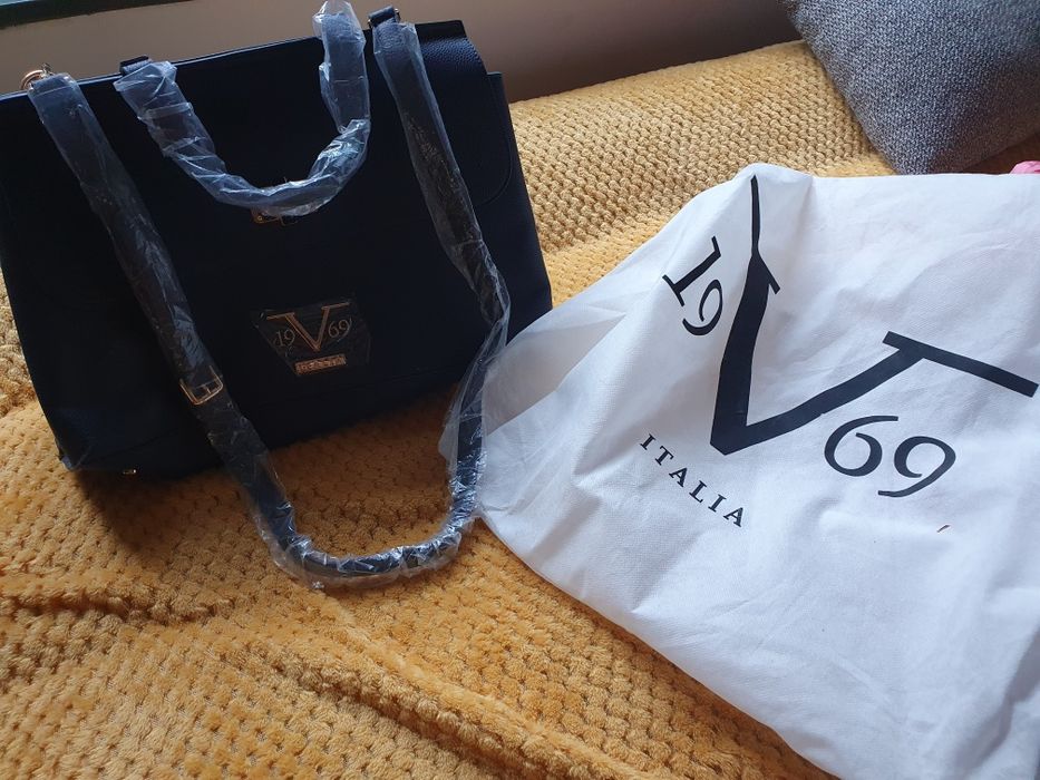 Vand poseta Versace originala