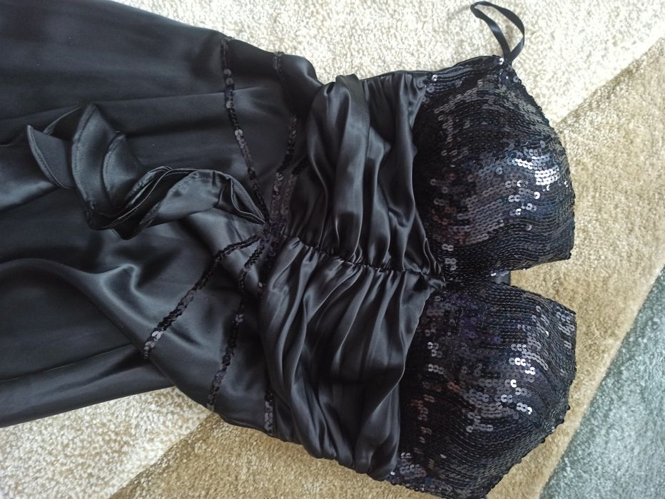 Официална елегантна черна рокля