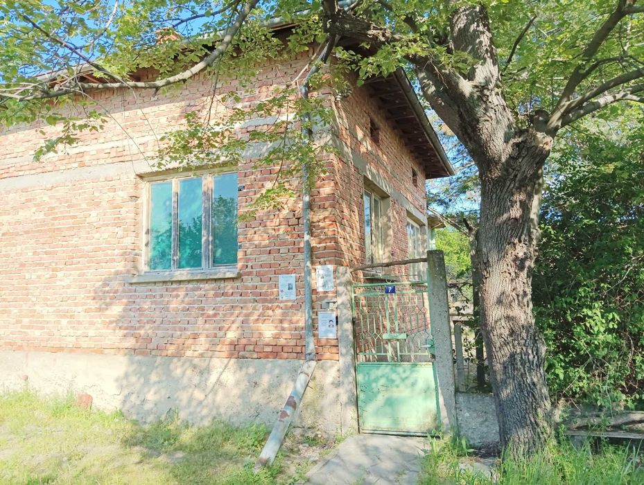 Продава се Къща в с. Долни Вит, Област Плевен - 100 кв.м за 153 €/кв.м - Снимка #2