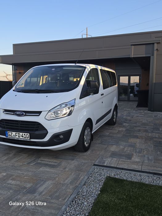 Ford Transit Custom 8+1