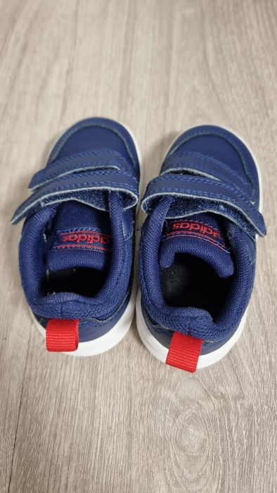 Încălțăminte Adidas