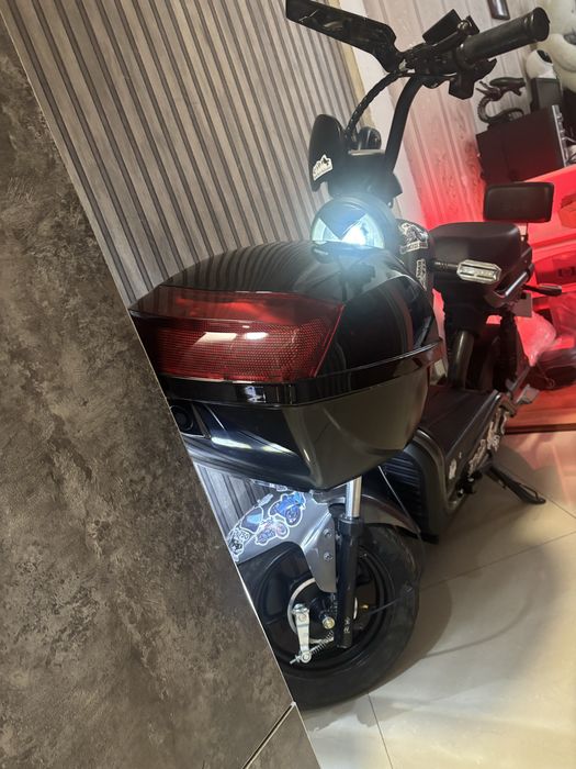 Продам электро скутер