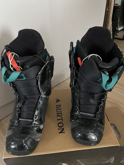 Boots Burton si pantaloni O’Neill