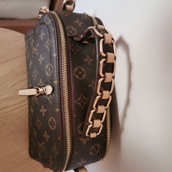 Дамска ежедневна чанта