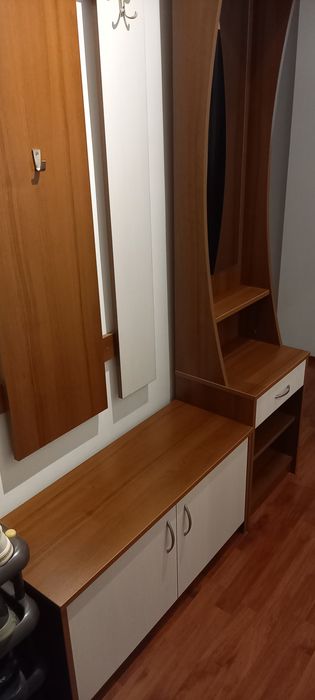 Портманто в отлично състояние.