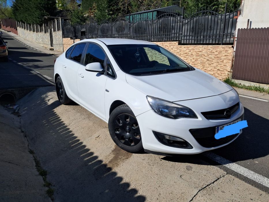 Opel Astra J 2014