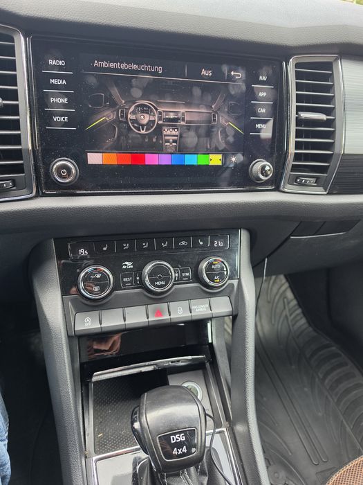 Skoda Kodiaq 2018 Ambition | 2.0 TDI | DSG | 4x4 | 115.000 KM | Faruri LED | Distronic | Bare Plafon | Jante 17" | Cârlig