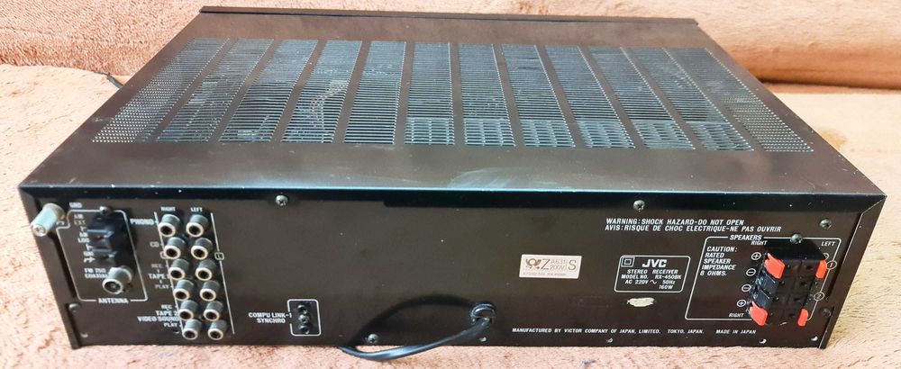 JVC RX-450BK amplituner 2X50W cu egalizor pe 7 octave incorporat  si tuner cu 2 lungimi de unda