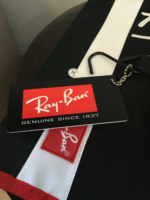 RAY BAN несесер за път