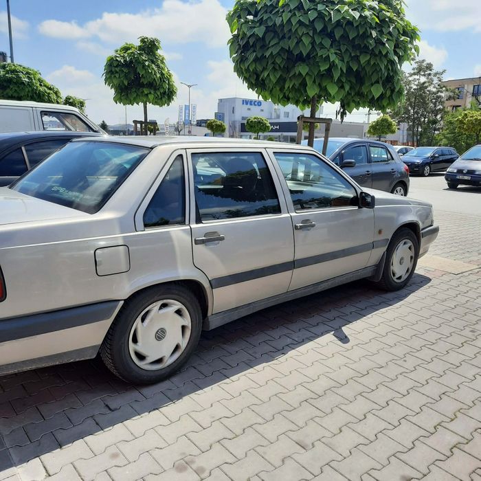 Лека кола Volvo 850