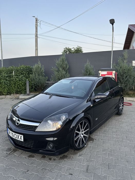 Opel astra h gtc 1.9 150