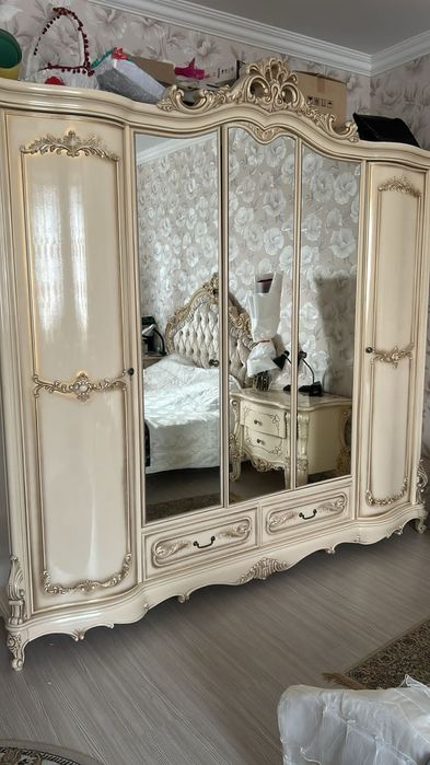 Продается шифоньер