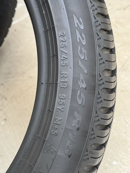 Pirelli Cinturato AllSeason 225/45 R18
