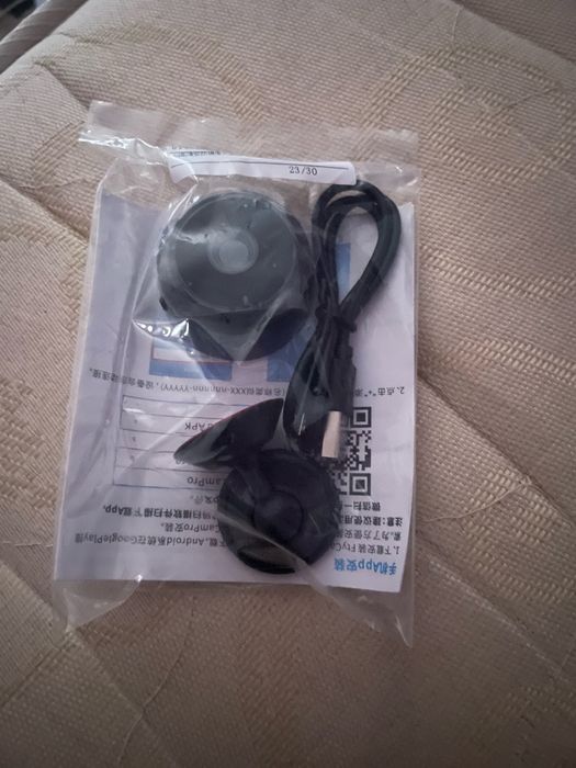 Шпионска малка камера