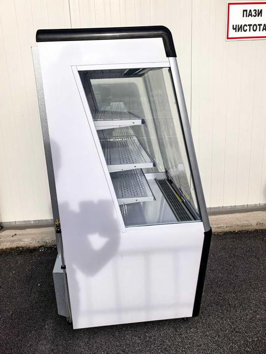 Хладилна витрина  320 литра, CF-390