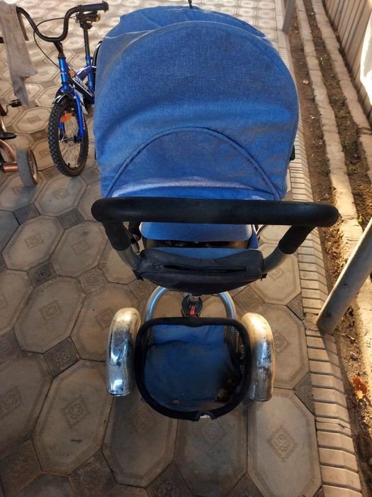 трёхколёсный велосипед