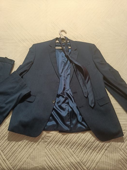 Продам костюм! ! !