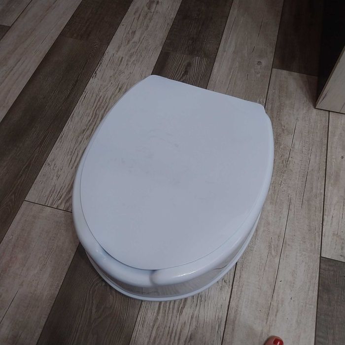 Inaltator cu capac Wc