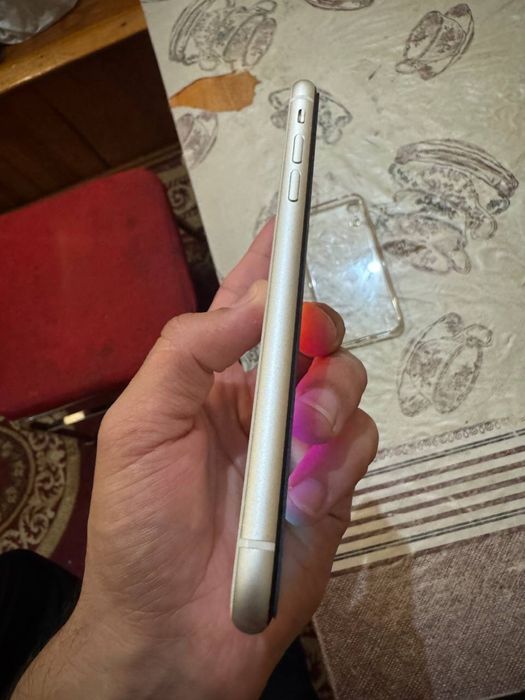 Iphon Xr sotiladi srochno