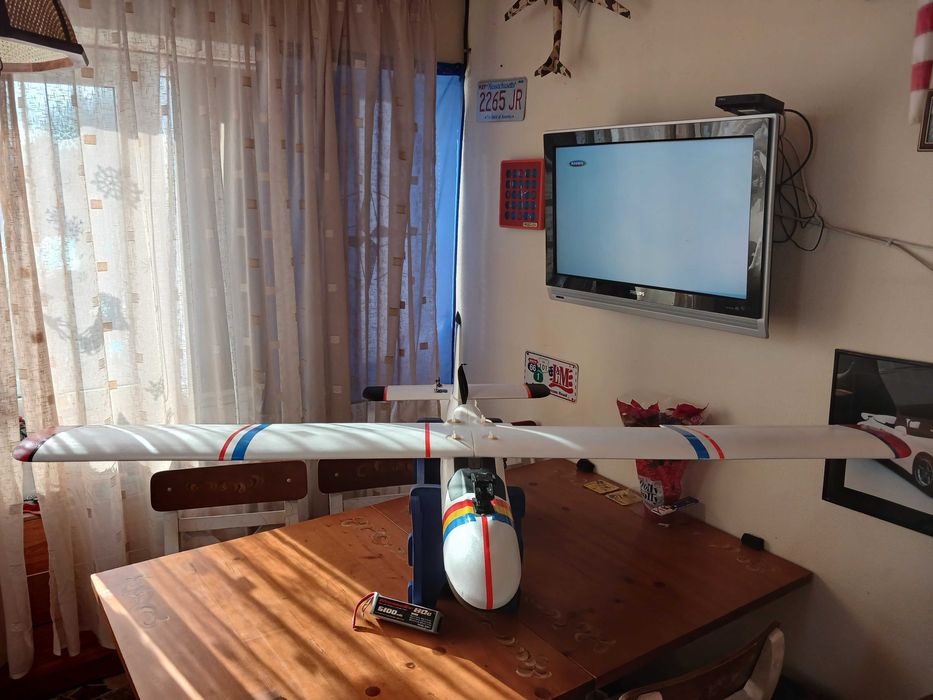 Aeromodel ,Finwing Sabre FPV ARF,Radiocomanda,RC