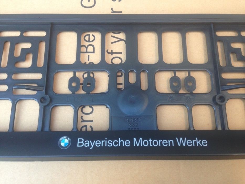 Рамки за регистрационен номер БМВ стойки М BMW Е60 Ф10 Ф15 Х М5 М3 ББС