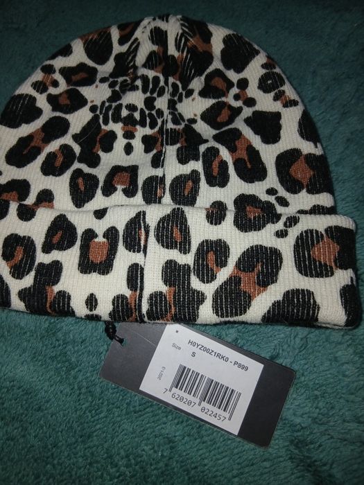 Fes/caciula Guess masura S