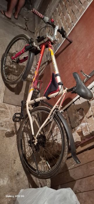 Продавам Пантофки