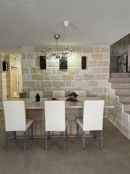 Разпродажба на камъни за външно и вътрешно облицоване