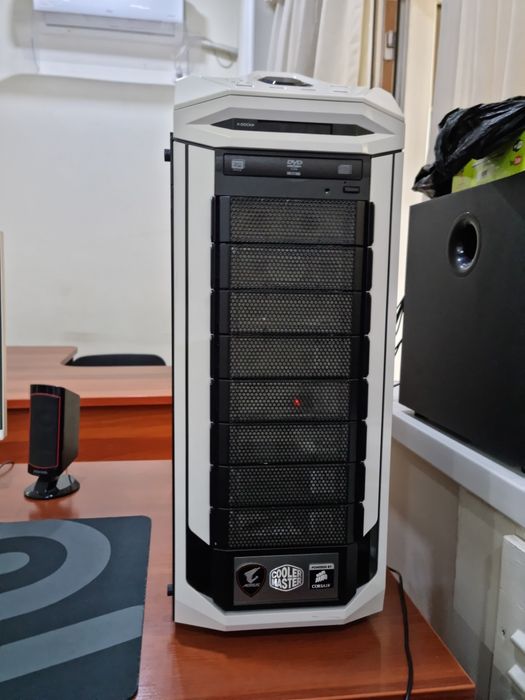 Cooler Master Storm Stryker