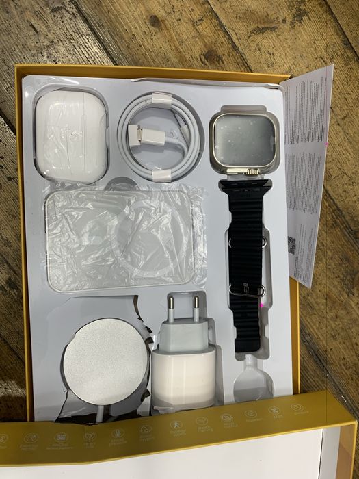 Iwatch ultra + airpods pro + powerbank