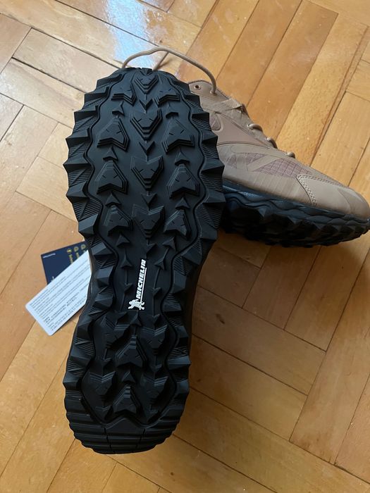 Mizuno WAVEMUJIN Goretex