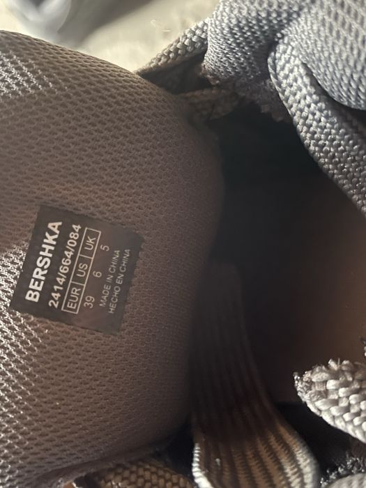 Vand sneakers Bershka, purtati o data