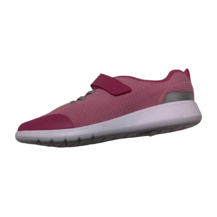 Vand papuci Clarks pentru copii - noi - 35.5