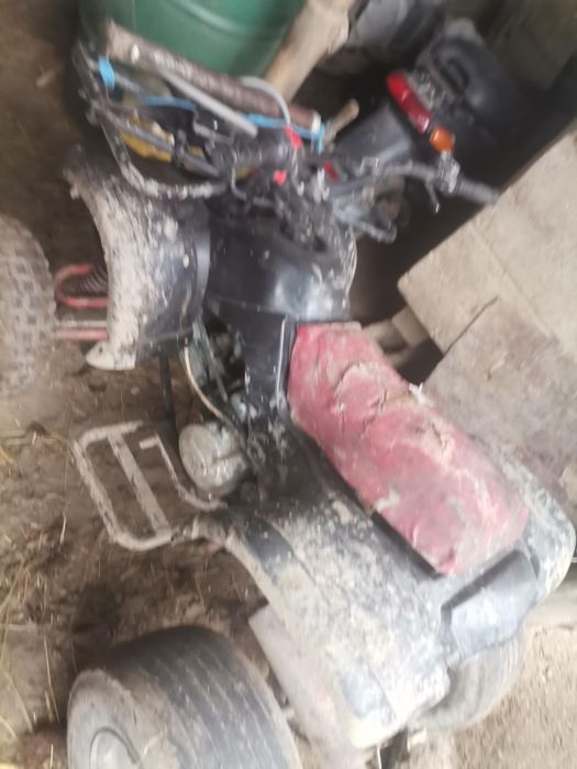 Vând atv de 125cc