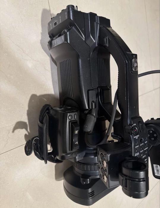 Срочно продам Sony PMW-300K1 XDCam