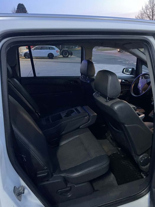 De vânzare opel zafira b 2009 1.9 cdti în stare foarte bună
