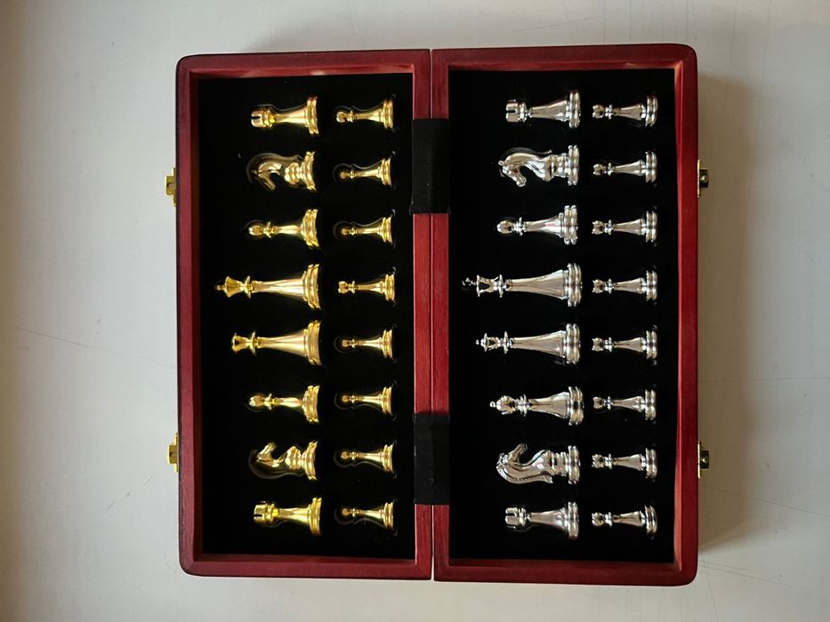 Шахматы подарочные