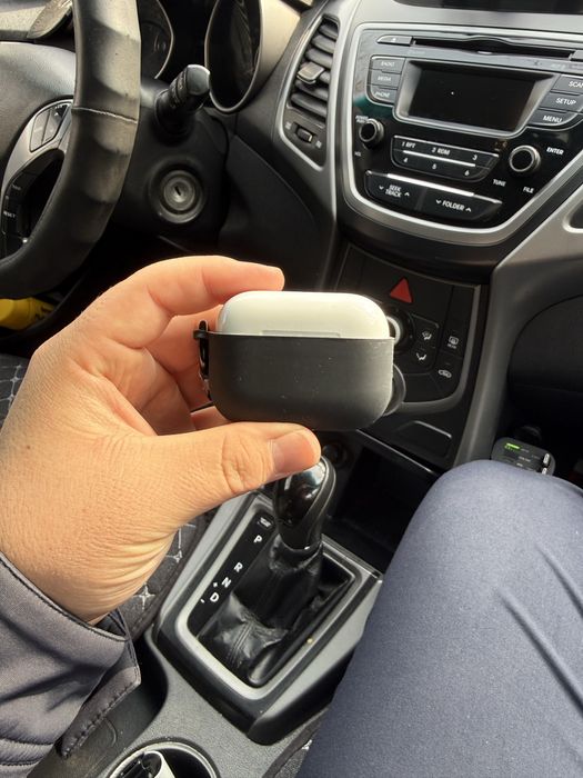 Наушники Apple AirPods Pro 3